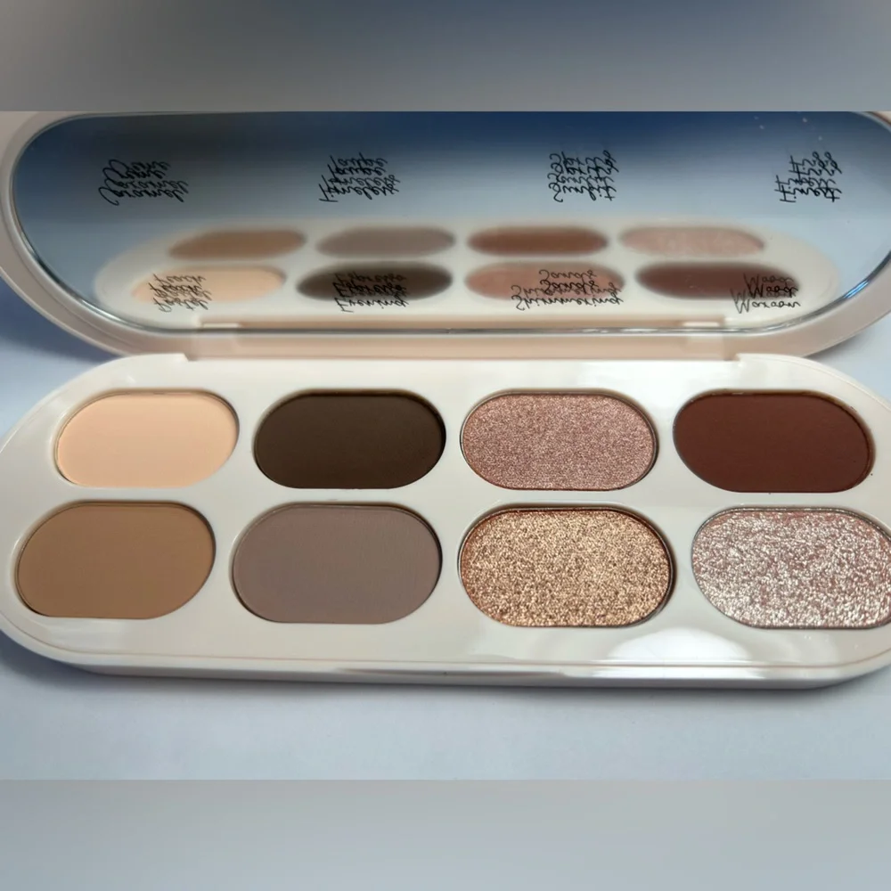 NWT🌷Rate Beauty Essential Neutrals Eyeshadow Palette